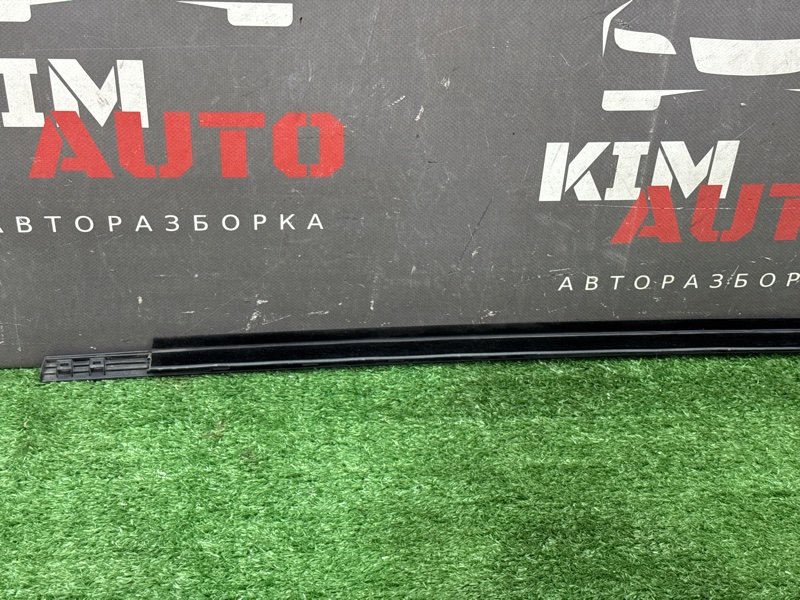 Уплотнитель стекла наружный (Бархотка) Opel Zafira