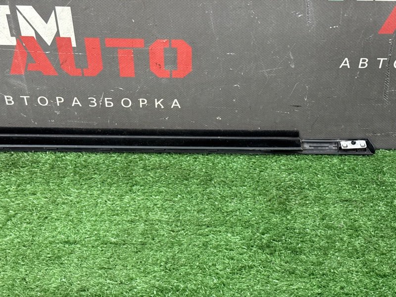 Уплотнитель стекла наружный(Бархотка) Хром Opel Zafira