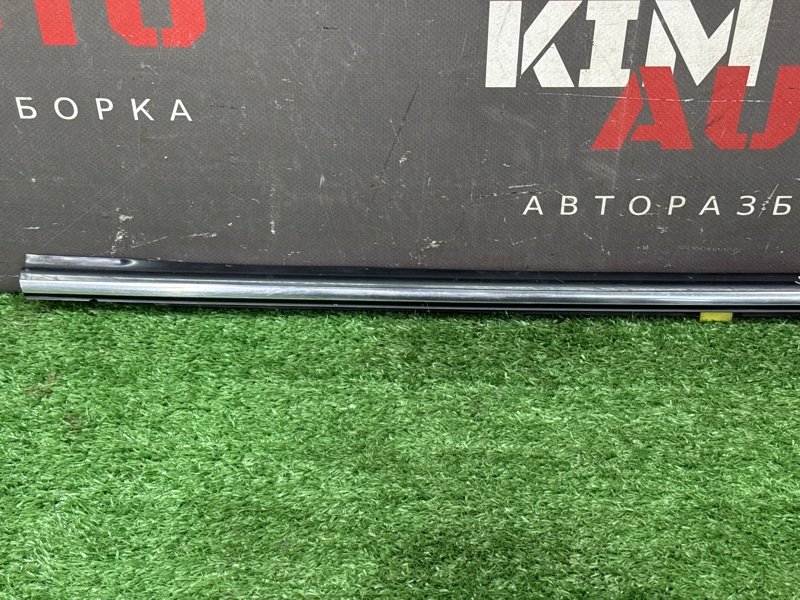 Уплотнитель стекла наружный(Бархотка) Хром Hyundai Sonata 4