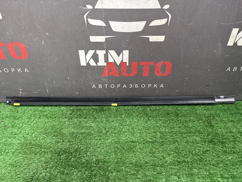 Уплотнитель стекла наружный(Бархотка) Хром Hyundai Sonata 4