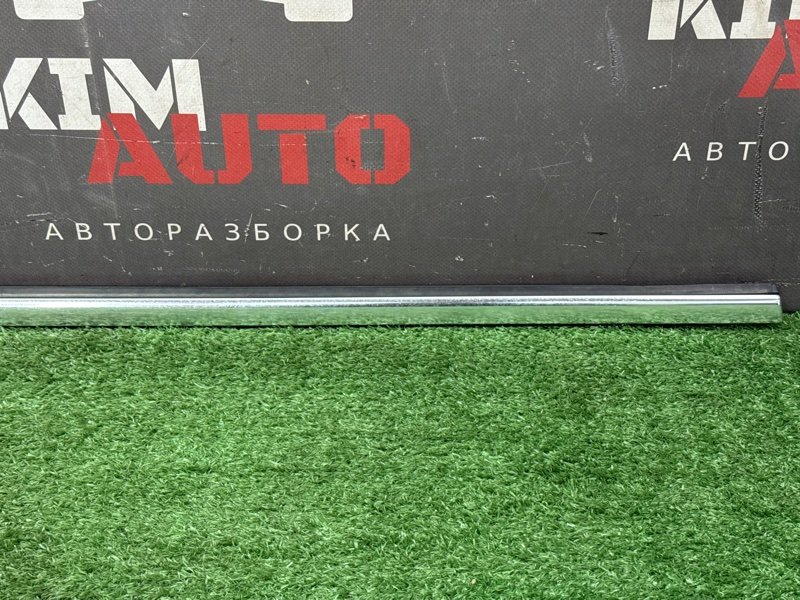 Уплотнитель стекла наружный(Бархотка) Хром Ford Mondeo 4