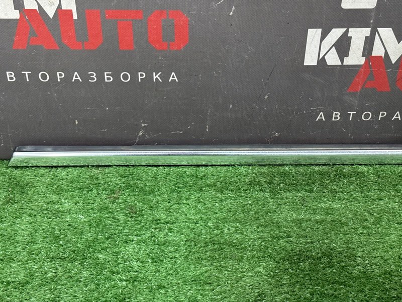 Уплотнитель стекла наружный(Бархотка) Хром Ford Mondeo 4