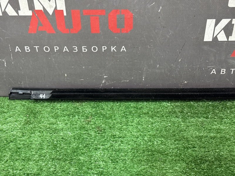 Уплотнитель стекла наружный(Бархотка) Хром Ford Mondeo 4