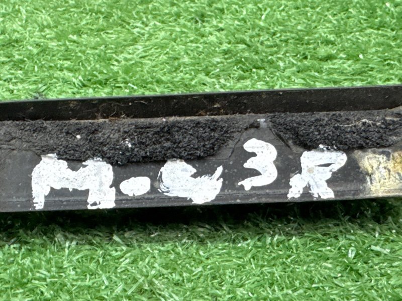 Уплотнитель стекла наружный(Бархотка) Хром Ford Mondeo 4