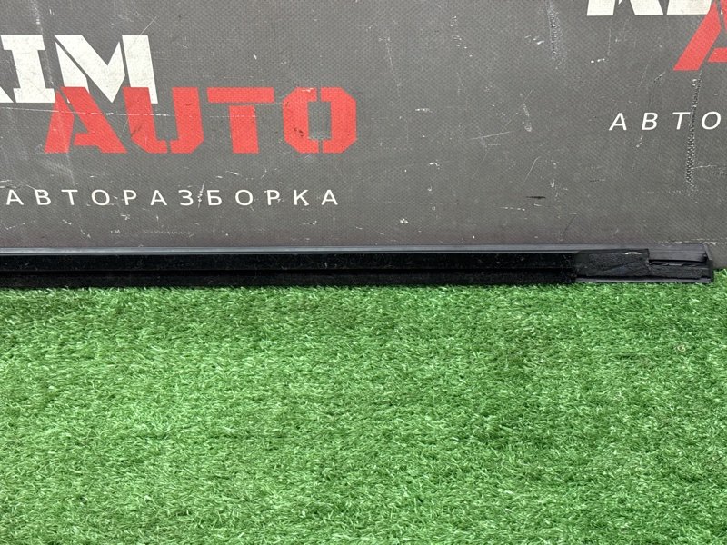 Уплотнитель стекла наружный(Бархотка) Хром Ford Mondeo 4