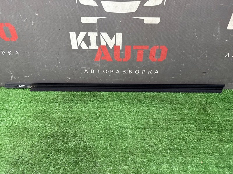 Уплотнитель стекла наружный (Бархотка) Peugeot 207