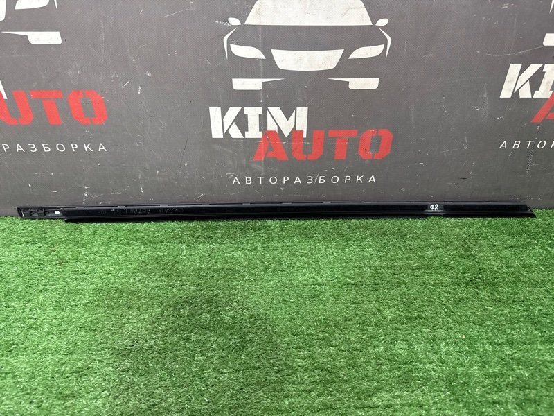 Уплотнитель стекла наружный(Бархотка) Хром Opel Astra H