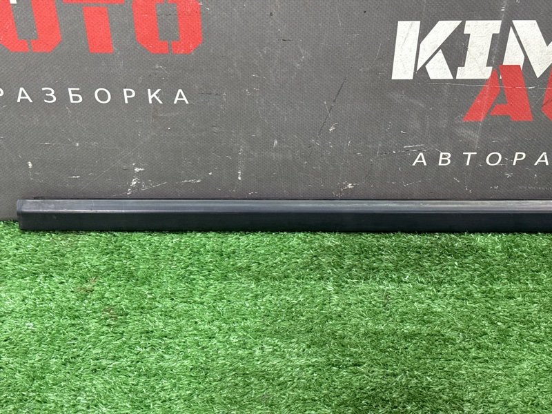 Уплотнитель стекла наружный (Бархотка) Ford Fusion