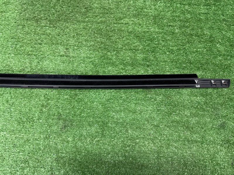 Уплотнитель стекла наружный (Бархотка) Opel Astra H