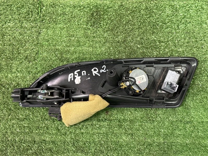 Ручка двери внутренняя Skoda Octavia A5