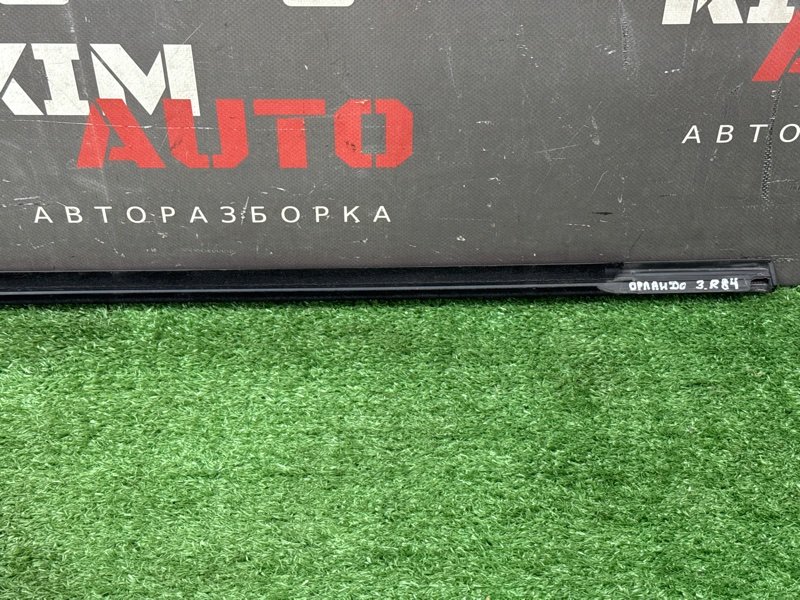 Уплотнитель стекла наружный (Бархотка) Chevrolet Orlando