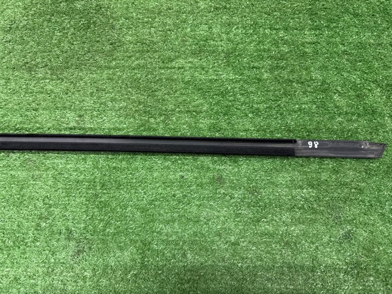 Уплотнитель стекла наружный (Бархотка) Opel Astra J