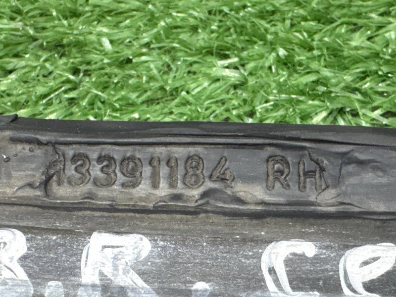 Уплотнитель стекла наружный (Бархотка) Opel Astra J