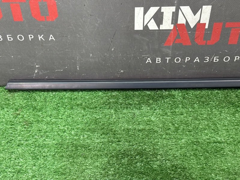 Уплотнитель стекла наружный (Бархотка) Opel Astra J