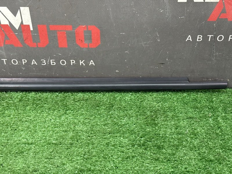 Уплотнитель стекла наружный (Бархотка) Hyundai I20