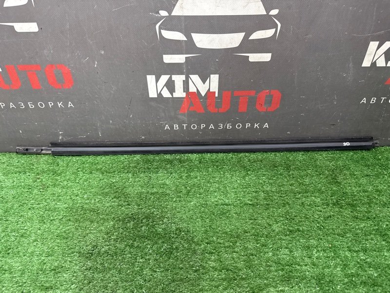 Уплотнитель стекла наружный (Бархотка) Hyundai I20