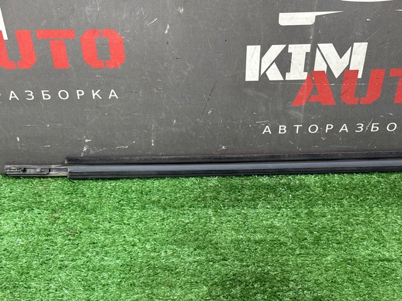 Уплотнитель стекла наружный (Бархотка) Hyundai I20