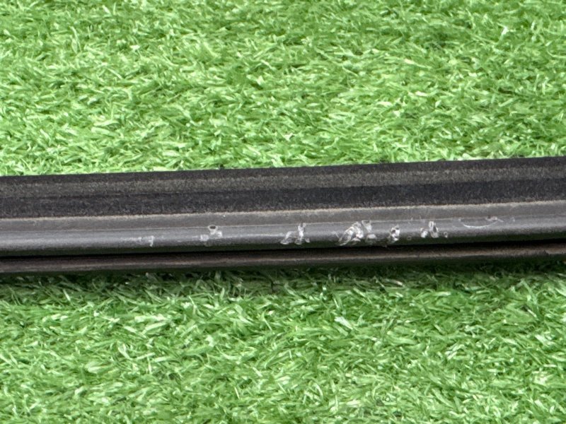 Уплотнитель стекла наружный (Бархотка) Hyundai I20