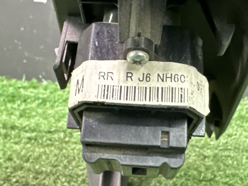 Кнопка стеклоподъемника Honda Civic