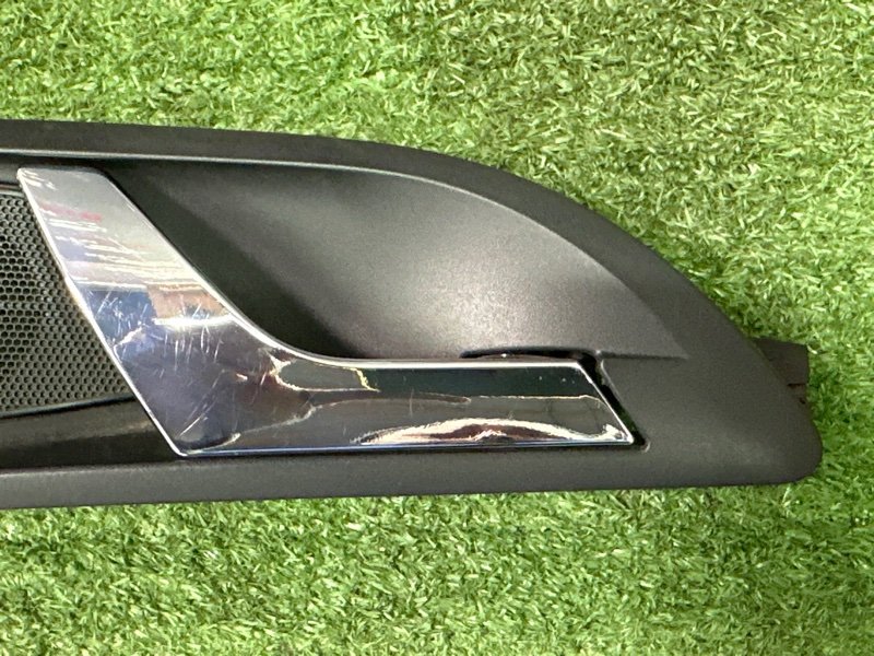 Ручка двери внутренняя (хром) Skoda Octavia A5