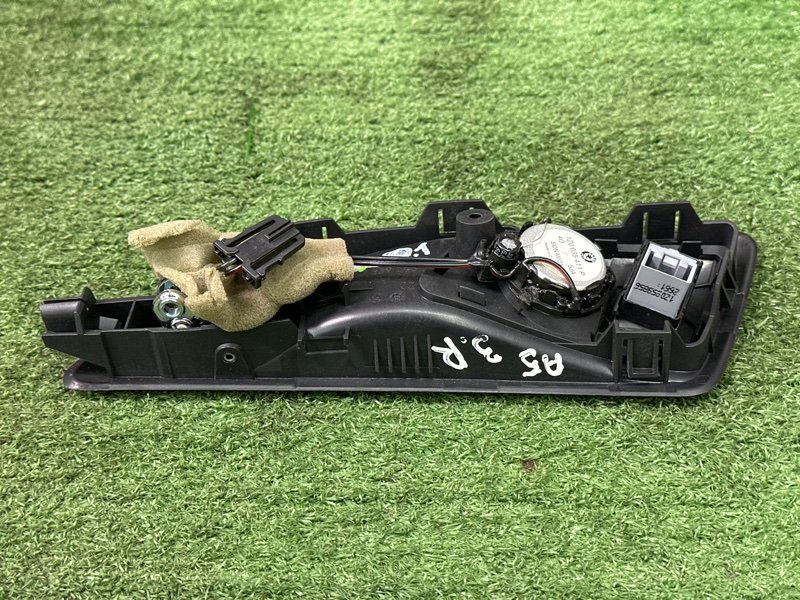 Ручка двери внутренняя Skoda Octavia A5