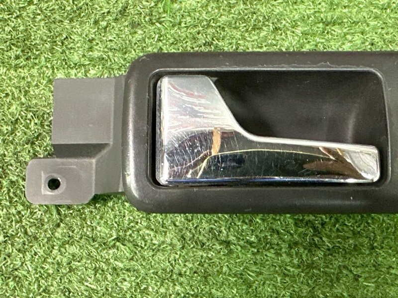 Ручка двери внутренняя Volkswagen Passat B5