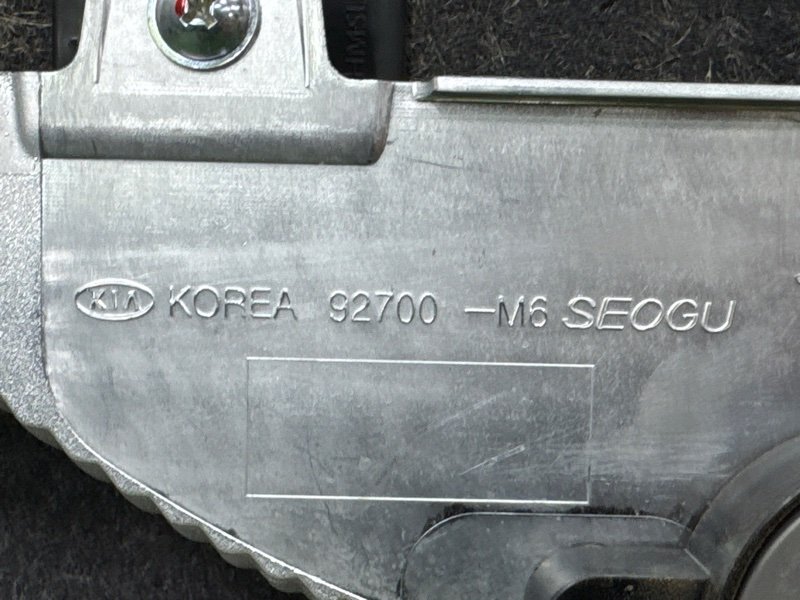 Задняя полка с дополнительным стоп сигналом Kia Cerato 4 2021 BD