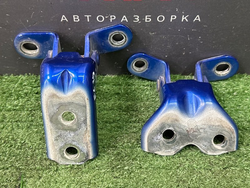 Петли двери Kia Cerato 4 2021 BD