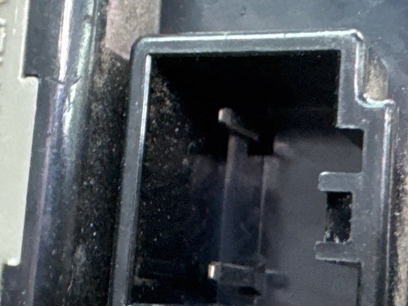 Усилитель торпедо Kia Cerato 4 2021 BD