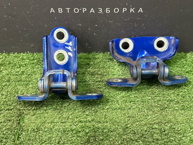 Петли двери Kia Cerato 4 2021 BD