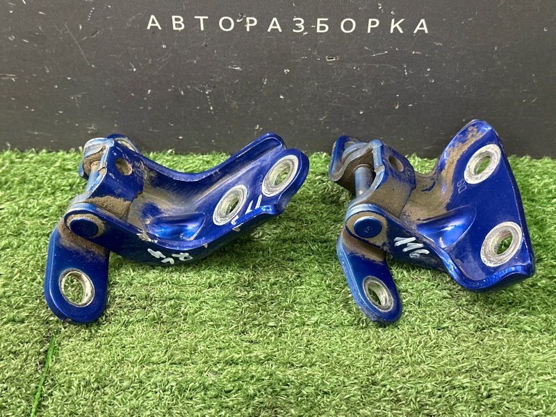 Петли двери Kia Cerato 4 2021 BD