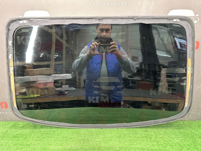 Стекло заднее с обогревом Kia Cerato 4 2021 BD