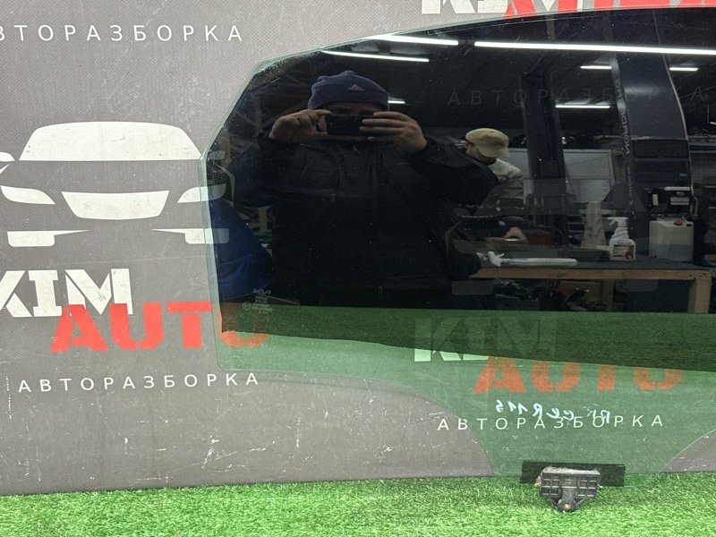 Стекло двери Kia Cerato 4 2021 BD