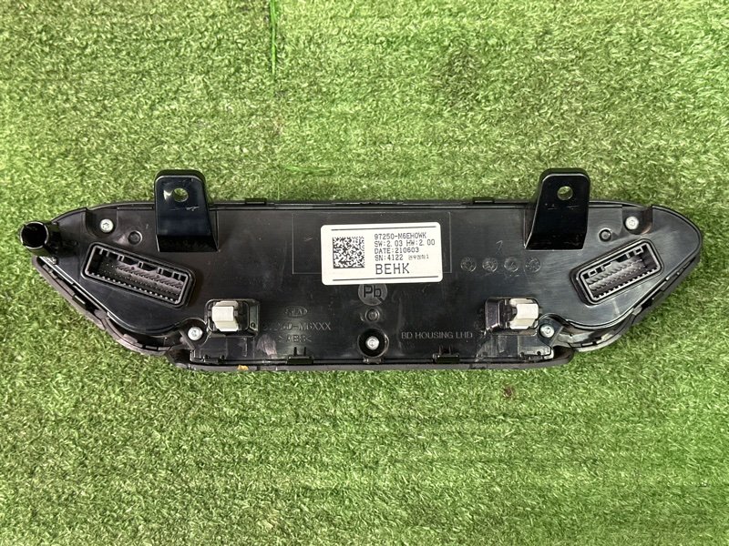 Блок управления климат-контролем Kia Cerato 4 2021 BD