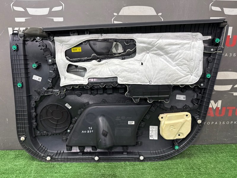 Обшивка двери Kia Cerato 4 2021 BD