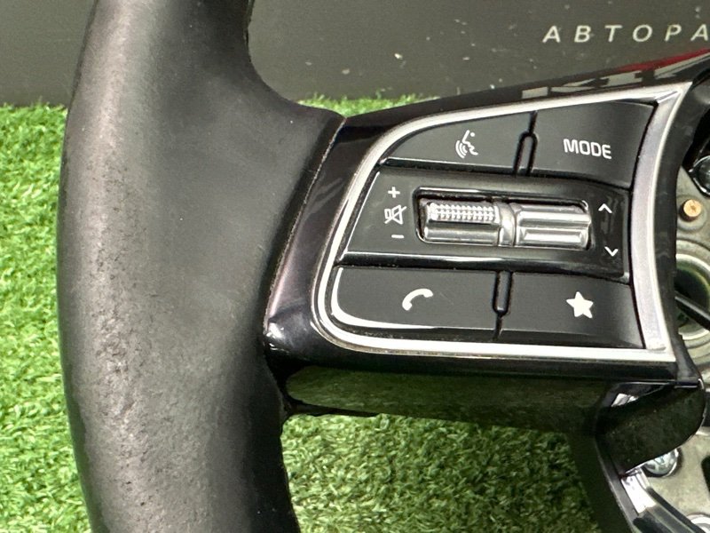 Рулевое колесо с подогревом и кнопками Kia Cerato 4 2021 BD