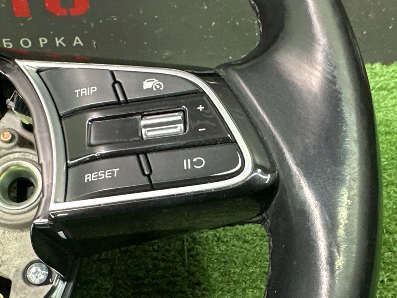 Рулевое колесо с подогревом и кнопками Kia Cerato 4 2021 BD