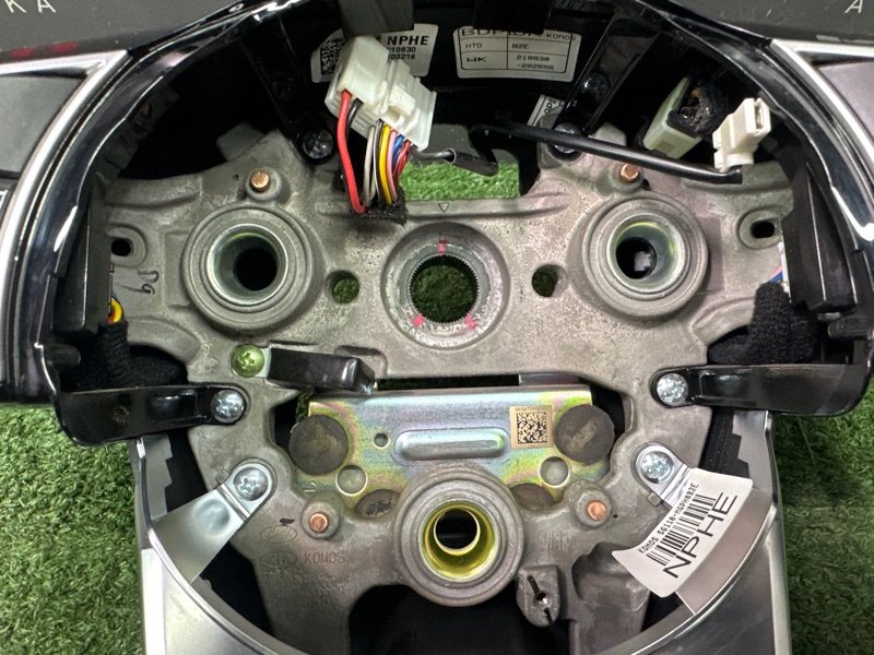 Рулевое колесо с подогревом и кнопками Kia Cerato 4 2021 BD