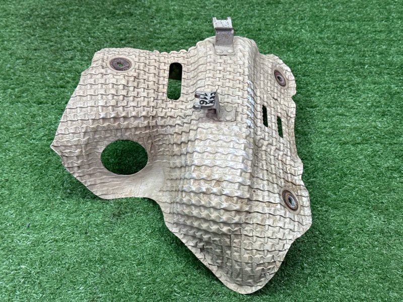 Термоэкран выпускного коллектора Kia Cerato 4 2021 BD