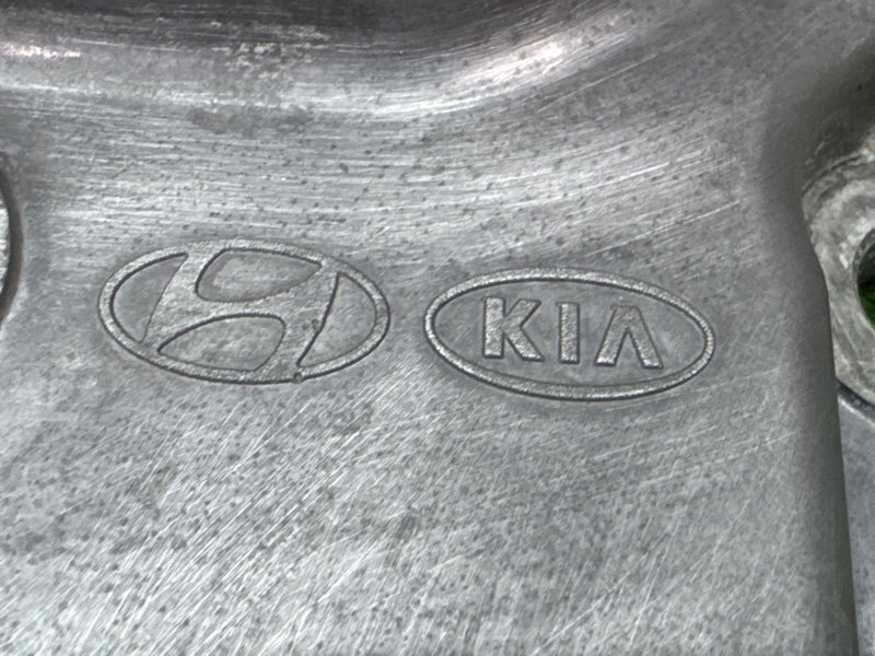 Крышка ГРМ Масляный насос Kia Cerato 4 2021 BD