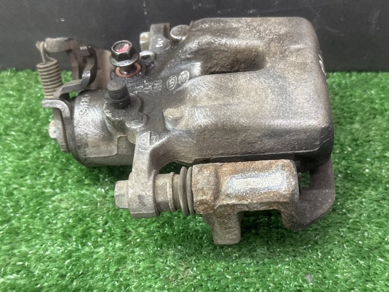 Суппорт тормозной Kia Cerato 4 2021 BD