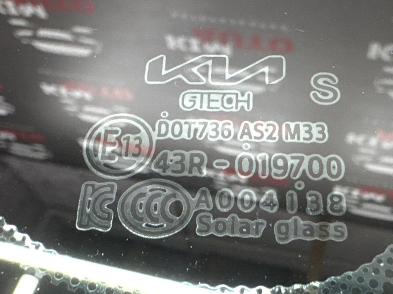 Стекло кузовное Kia Cerato 4 2021 BD