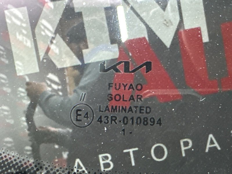 Стекло лобовое Kia Cerato 4 2021 BD