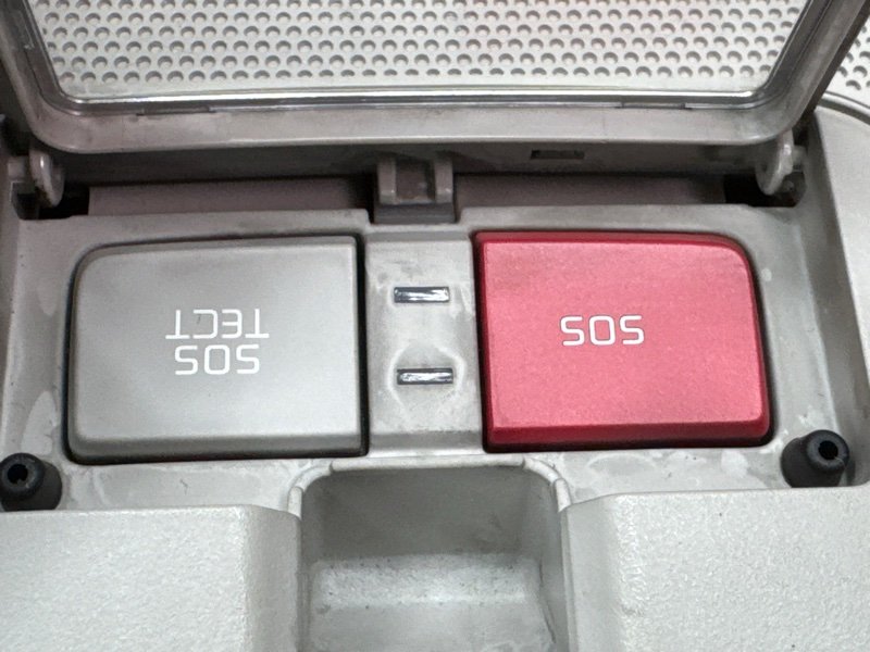 Плафон салонный с футляром для очков Kia Cerato 4 2021 BD