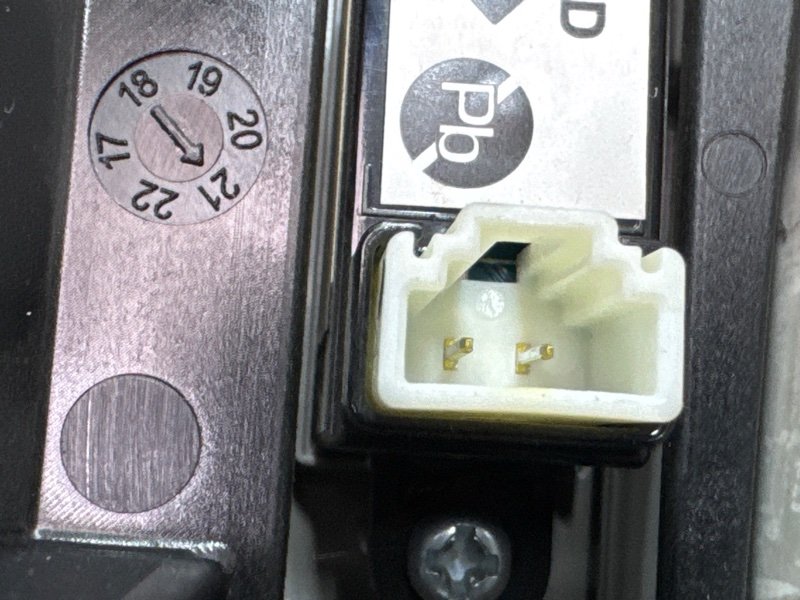 Плафон салонный с футляром для очков Kia Cerato 4 2021 BD