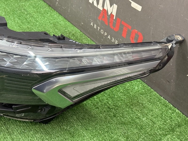 Фара галогеновая с ДХО Kia Cerato 4 2021 BD