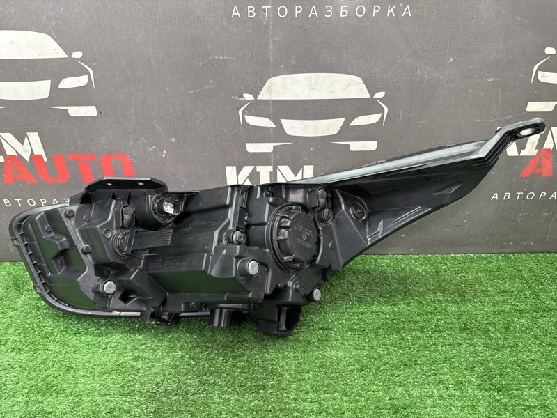 Фара галогеновая с ДХО Kia Cerato 4 2021 BD
