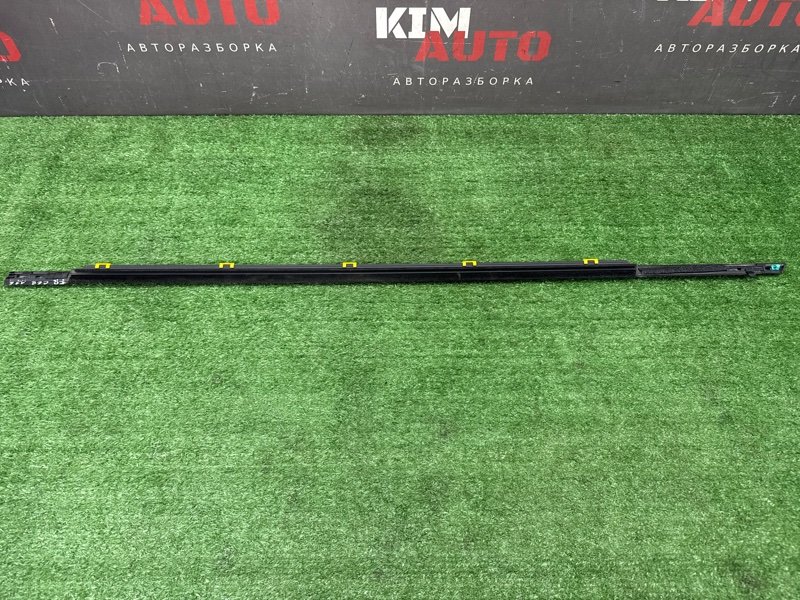 Уплотнитель стекла наружный(Бархотка) Хром Kia Cerato 4 2021 BD