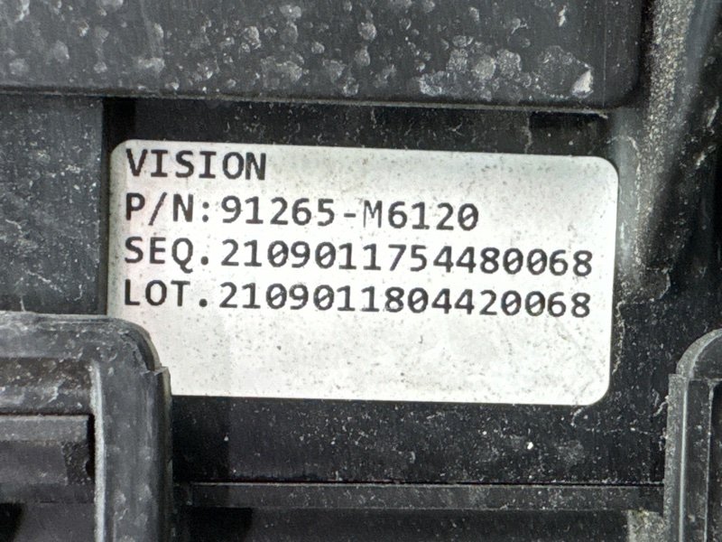 Проводка моторного отсека с блоком предохранителей Kia Cerato 4 2021 BD