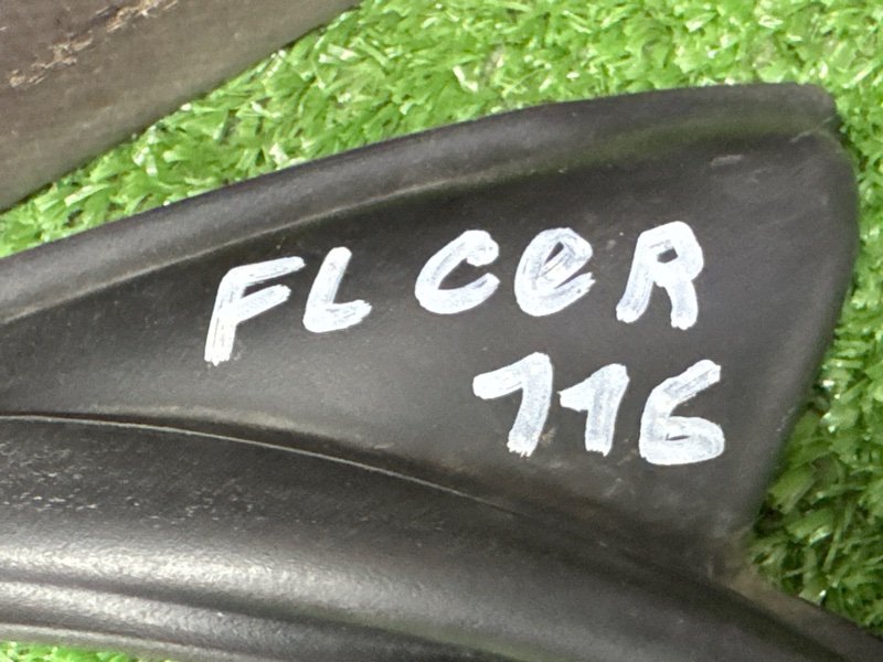 Уплотнитель двери Kia Cerato 4 2021 BD